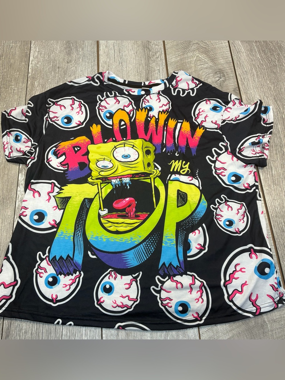 Nickelodeon SpongeBob SquarePants women’s  size Oxl
Funky loud graphic tee